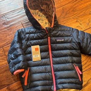Patagonia Girls 12-18 month Reversible Jacket Like New.